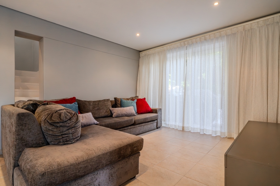 7 Bedroom Property for Sale in Camps Bay Western Cape